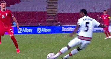 1616886686218060889.gif 7018.gif